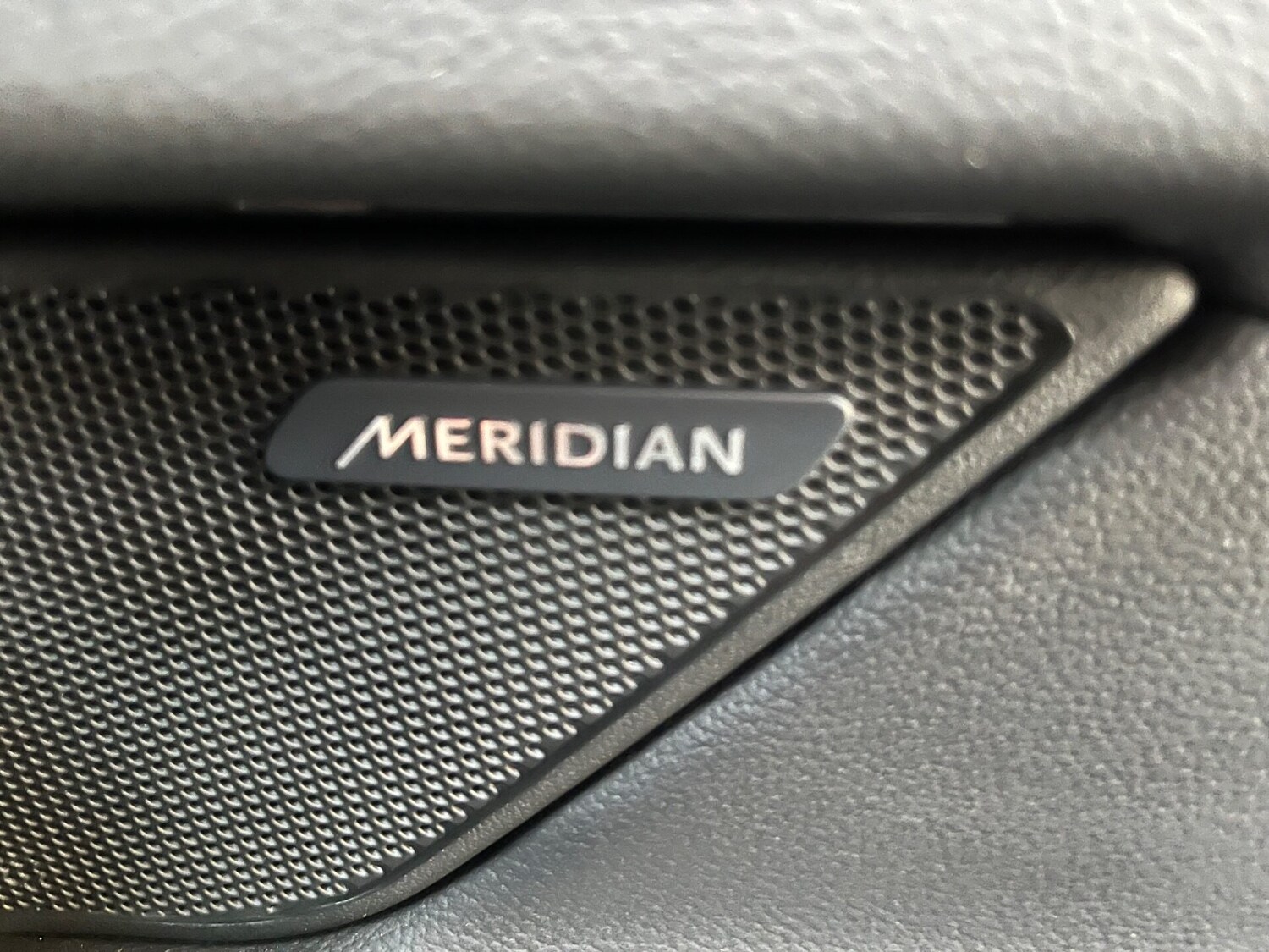 Used Jaguar XF 2016 for sale - 76156948: Photo 43