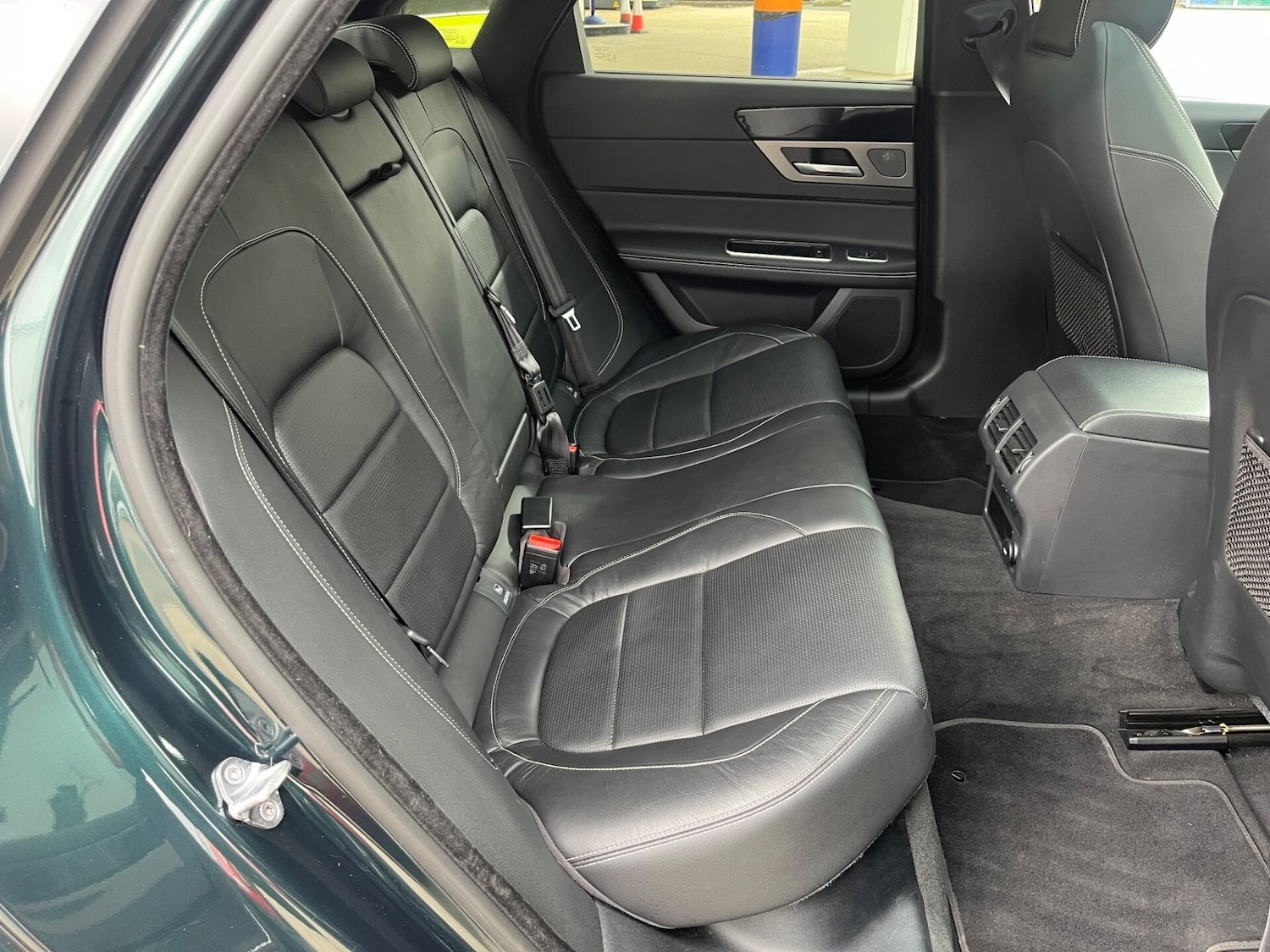 Used Jaguar XF 2016 for sale - 76156948: Photo 7