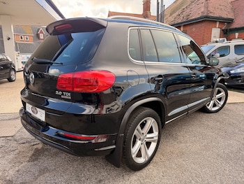 Used Volkswagen Tiguan 2015 for sale - 76275234: Photo