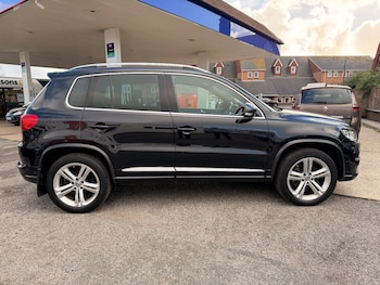 Used Volkswagen Tiguan 2015 for sale - 76275234: Photo