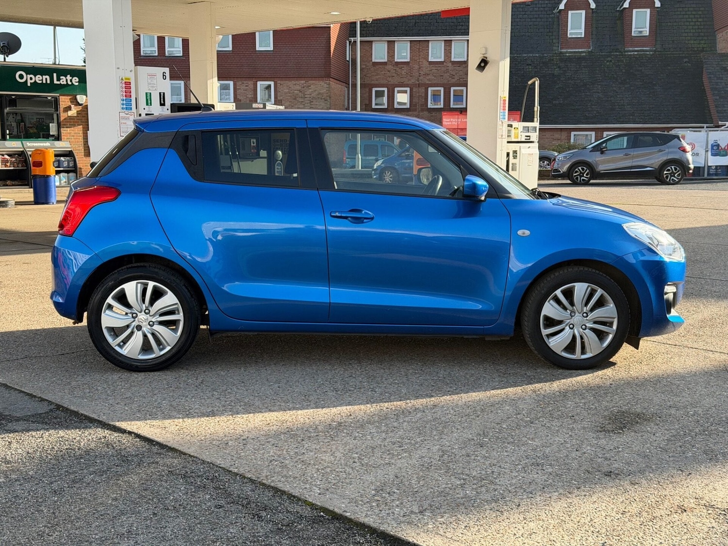 Used Suzuki Swift 2017 for sale - 77663582: Photo 5