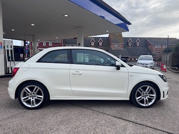 Used Audi A1 2011 for sale - 77582432: Photo