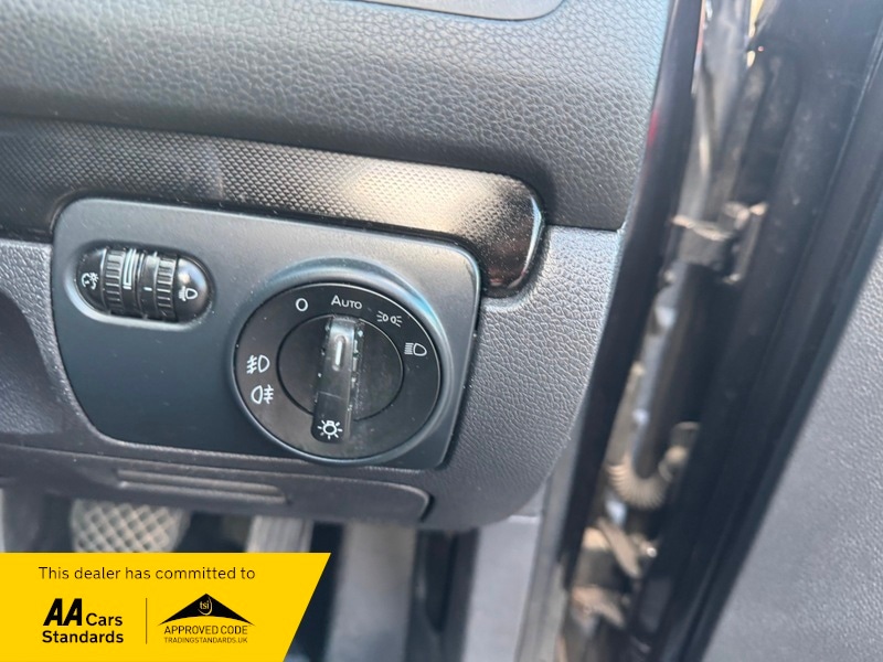 Used Volkswagen Golf 2012 for sale - 77891463: Photo 20