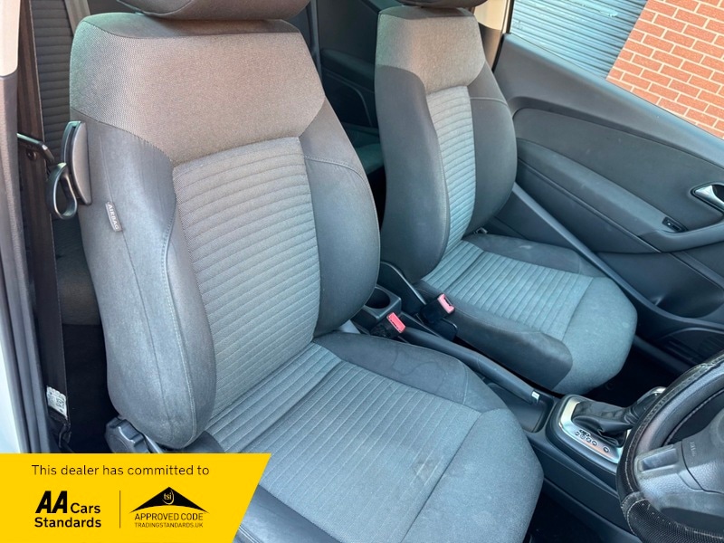 Used Volkswagen Polo 2011 for sale - 76396645: Photo 25