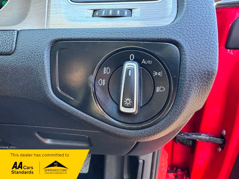 Used Volkswagen Golf 2014 for sale - 77166057: Photo 24