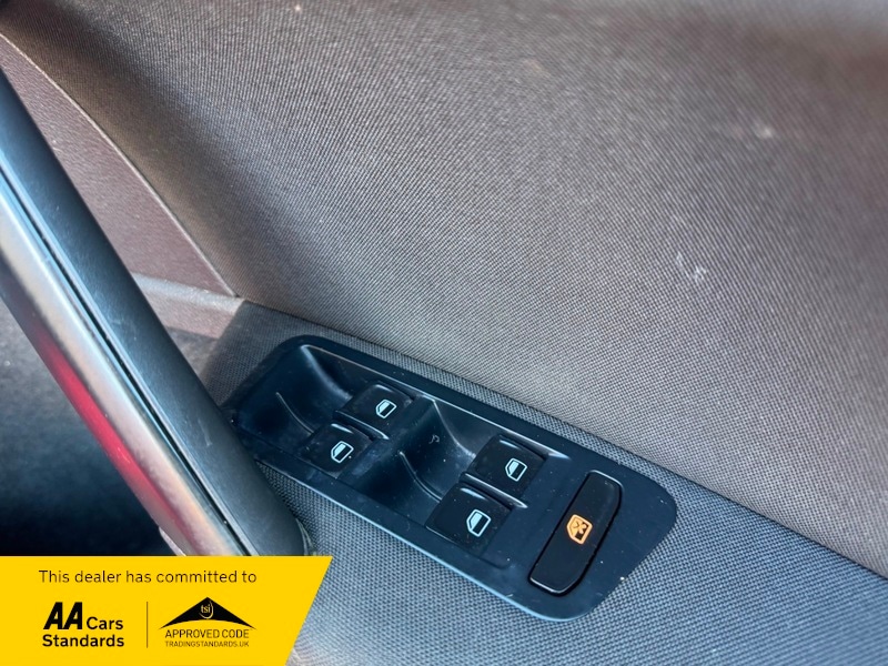 Used Volkswagen Golf 2014 for sale - 77166057: Photo 25