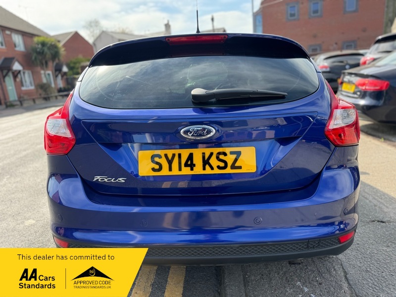 Used Ford Focus 2014 for sale - 76131043: Photo 11