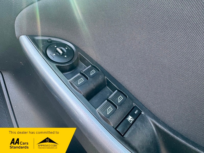 Used Ford Focus 2014 for sale - 76131043: Photo 27