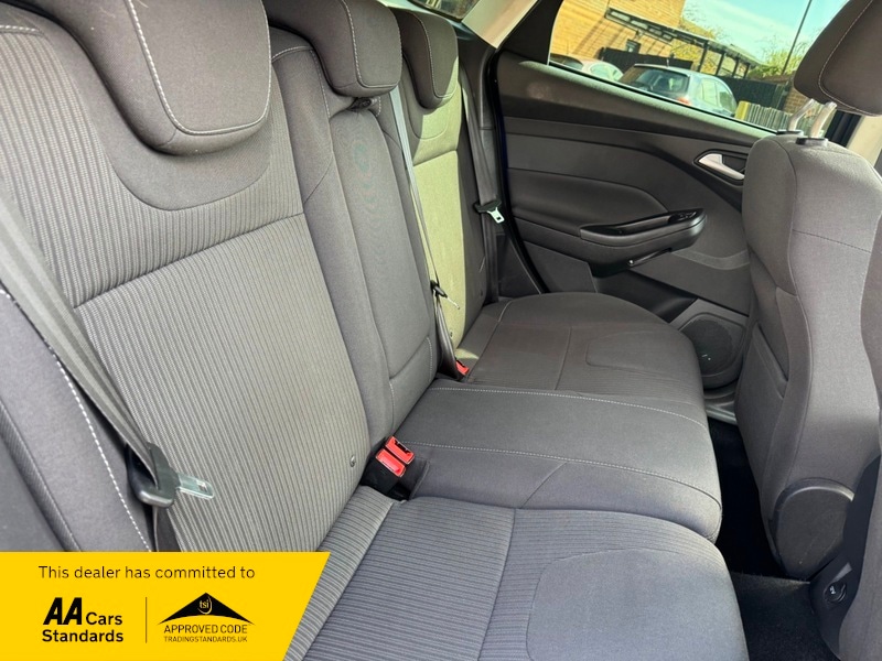 Used Ford Focus 2014 for sale - 76131043: Photo 31