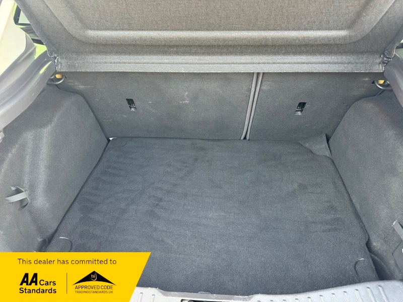 Used Ford Focus 2014 for sale - 76131043: Photo 32