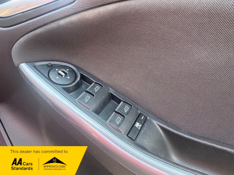 Used Ford Focus 2013 for sale - 77920994: Photo 27