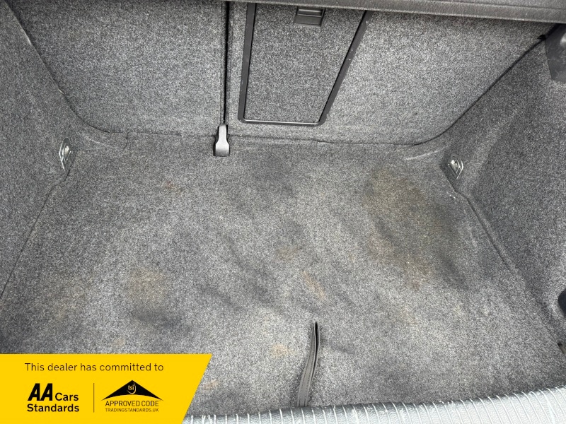 Used Volkswagen Golf 2008 for sale - 78111514: Photo 28