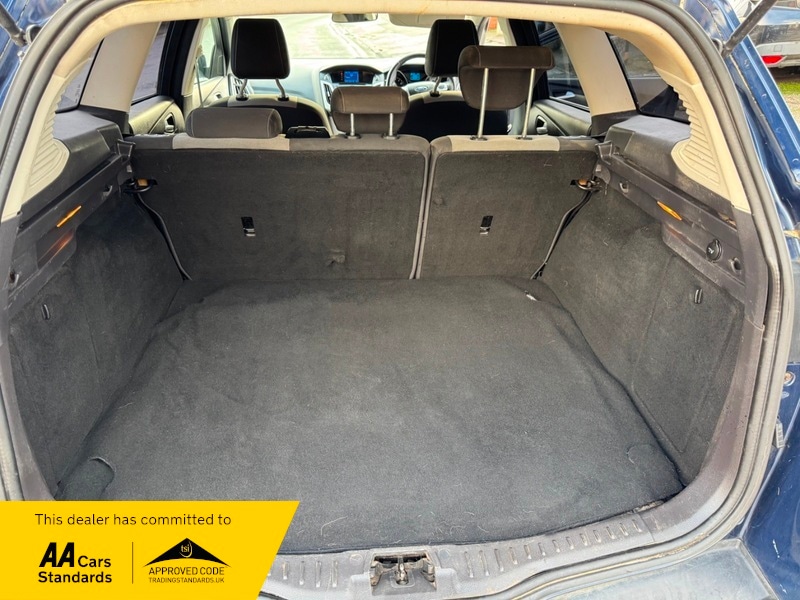 Used Ford Focus 2012 for sale - 76855327: Photo 27