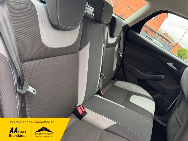 Used Ford Focus 2012 for sale - 76784659: Photo 27