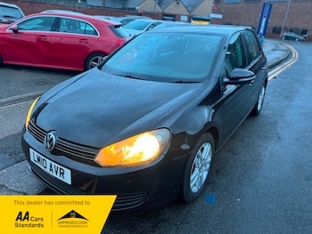 Used Volkswagen Golf 2010 for sale - 77264155: Photo