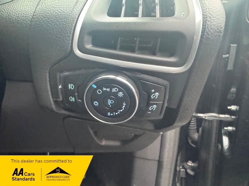 Used Ford Focus 2014 for sale - 76896664: Photo 25