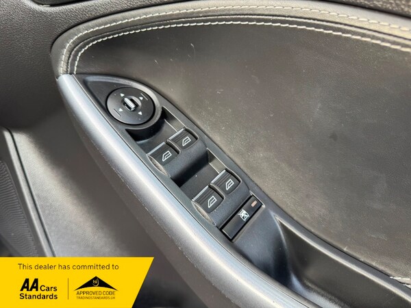 Used Ford Focus 2013 for sale - 76245633: Photo 28