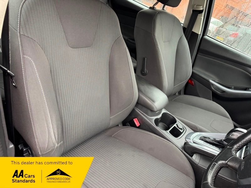 Used Ford Focus 2011 for sale - 76596080: Photo 25