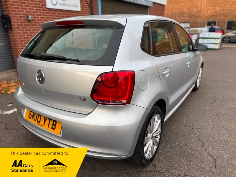 Used Volkswagen Polo 2010 for sale - 76407223: Photo 13