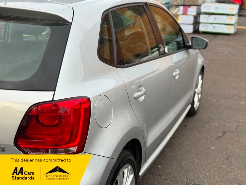 Used Volkswagen Polo 2010 for sale - 76407223: Photo 19