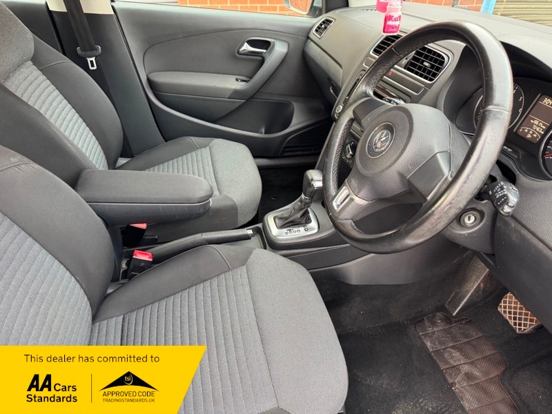 Used Volkswagen Polo 2010 for sale - 76407223: Photo 25