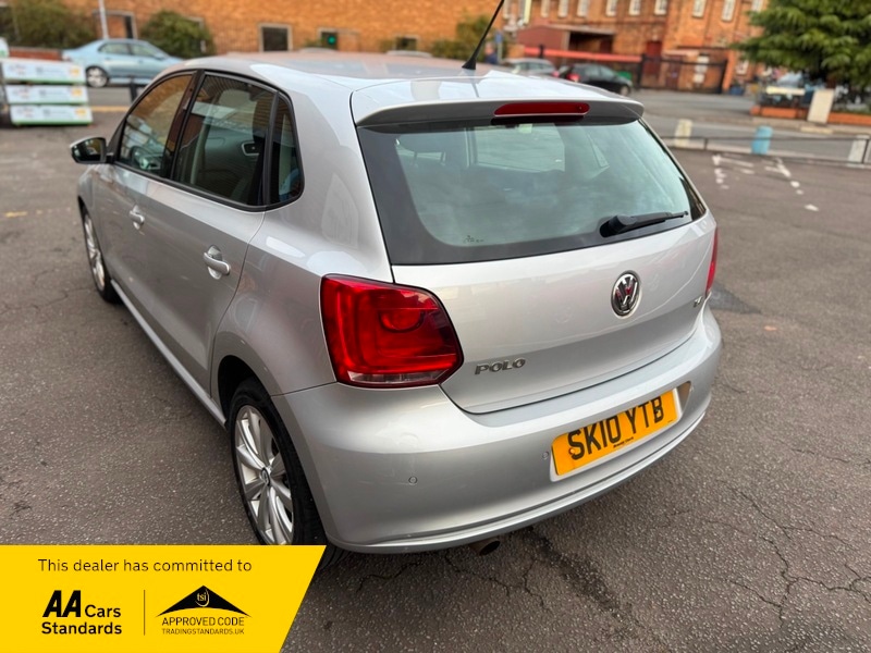 Used Volkswagen Polo 2010 for sale - 76407223: Photo 8