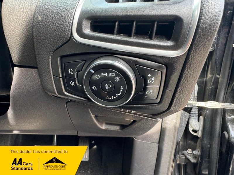 Used Ford Focus 2012 for sale - 76131041: Photo 26