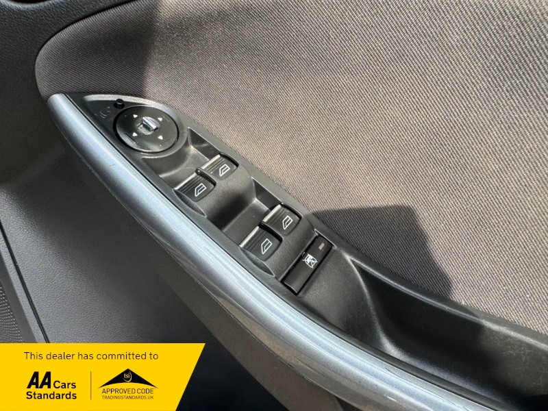 Used Ford Focus 2012 for sale - 76131041: Photo 27