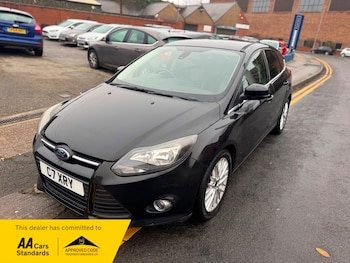 2014 - 1.6 125 Zetec Navigator 5dr Powershift