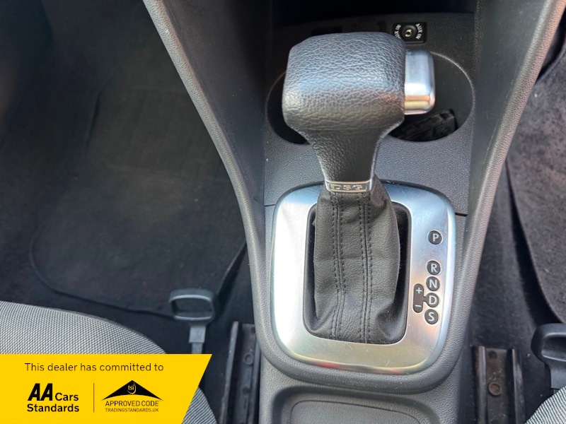 Used Volkswagen Polo 2010 for sale - 76910800: Photo 22