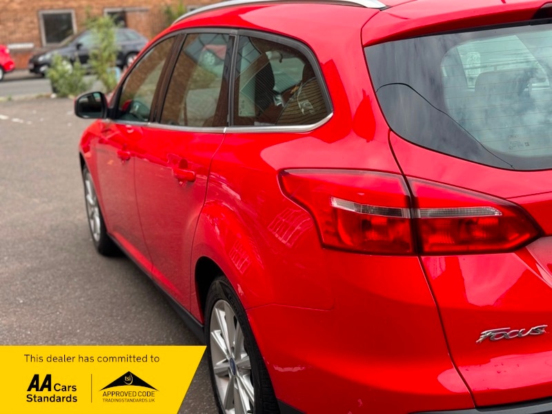 Used Ford Focus 2015 for sale - 76131027: Photo 18