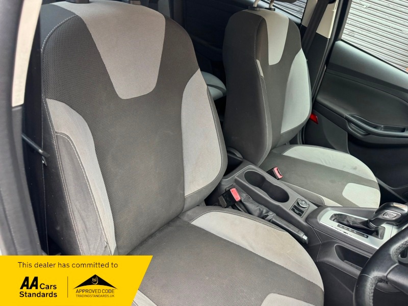 Used Ford Focus 2012 for sale - 76631099: Photo 24