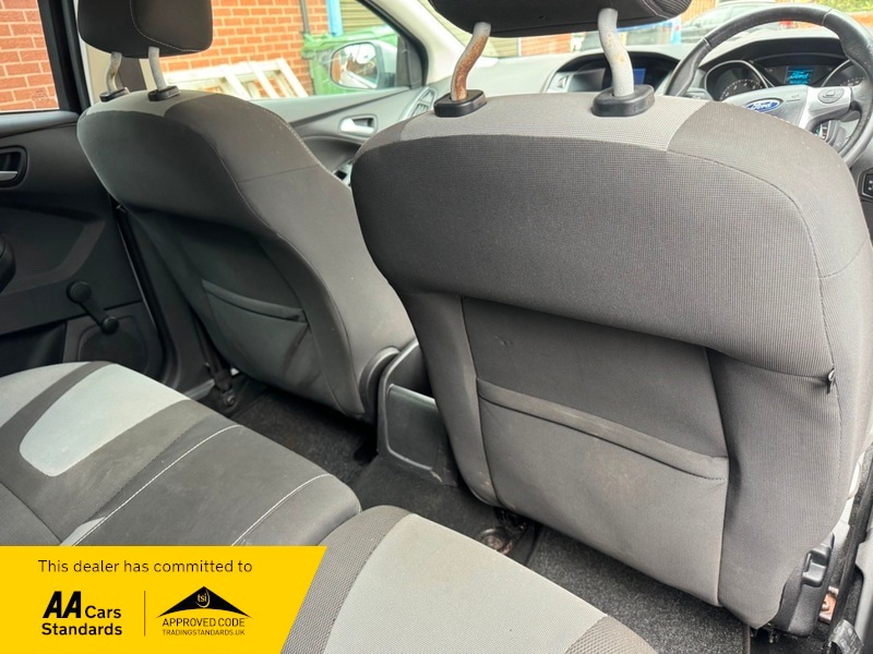 Used Ford Focus 2012 for sale - 76631099: Photo 26