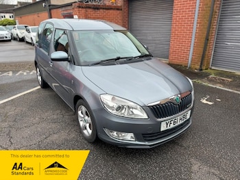 Used Skoda Roomster 2011 for sale - 76131036: Photo