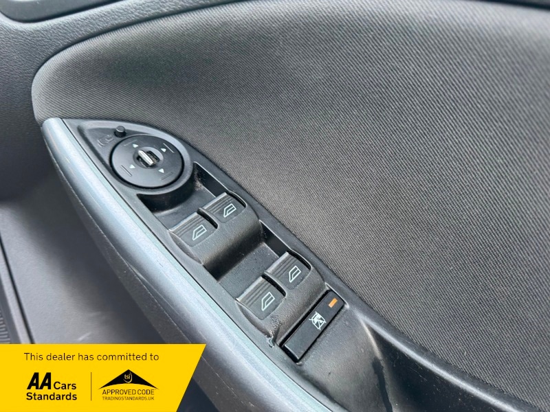 Used Ford Focus 2012 for sale - 76836711: Photo 26