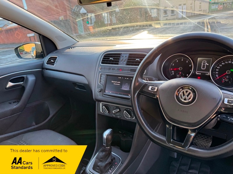Used Volkswagen Polo 2014 for sale - 76712185: Photo 24