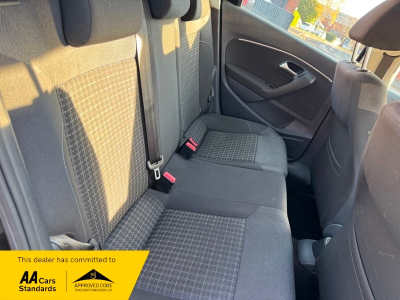 Used Volkswagen Polo 2014 for sale - 76712185: Photo 29