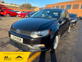 Used Volkswagen Polo 2014 for sale - 76712185: Photo
