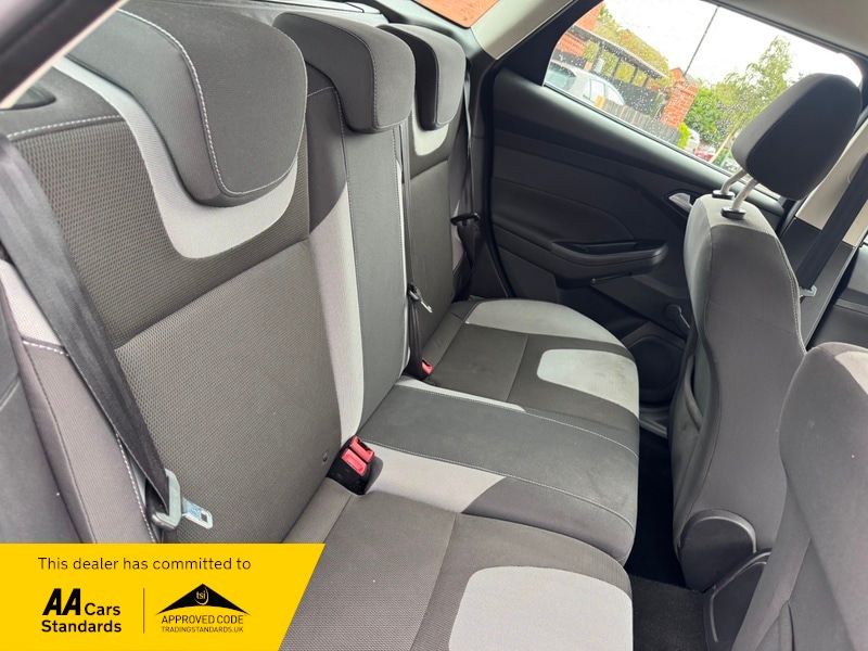 Used Ford Focus 2012 for sale - 76131047: Photo 29