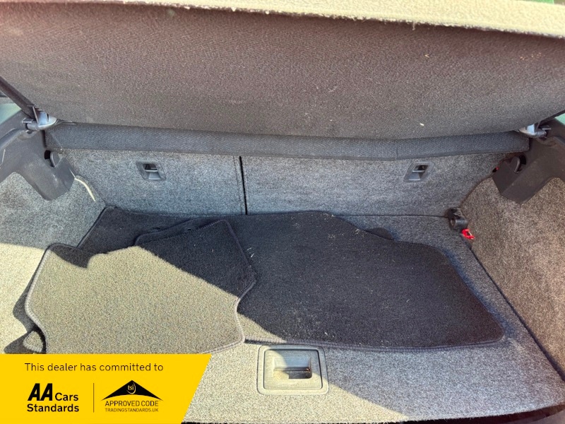 Used Volkswagen Polo 2013 for sale - 76131042: Photo 19