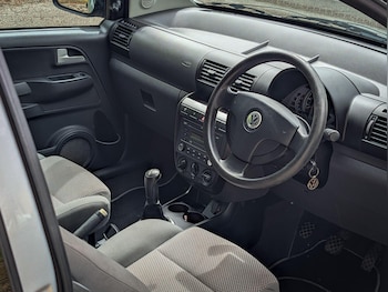 Used Volkswagen Fox 2011 for sale - 79145291: Photo