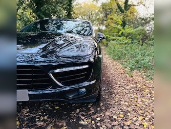 Used Porsche Cayenne 2012 for sale - 76715093: Photo