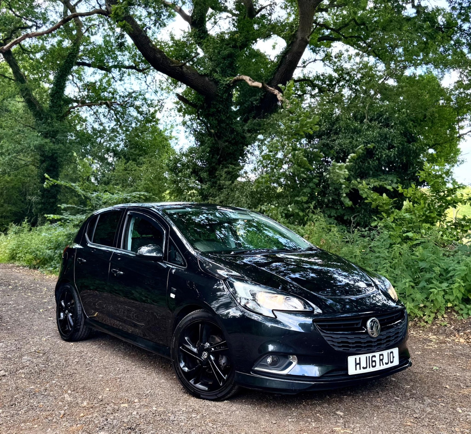 Used Vauxhall Corsa 2016 for sale - 76283294: Photo 2