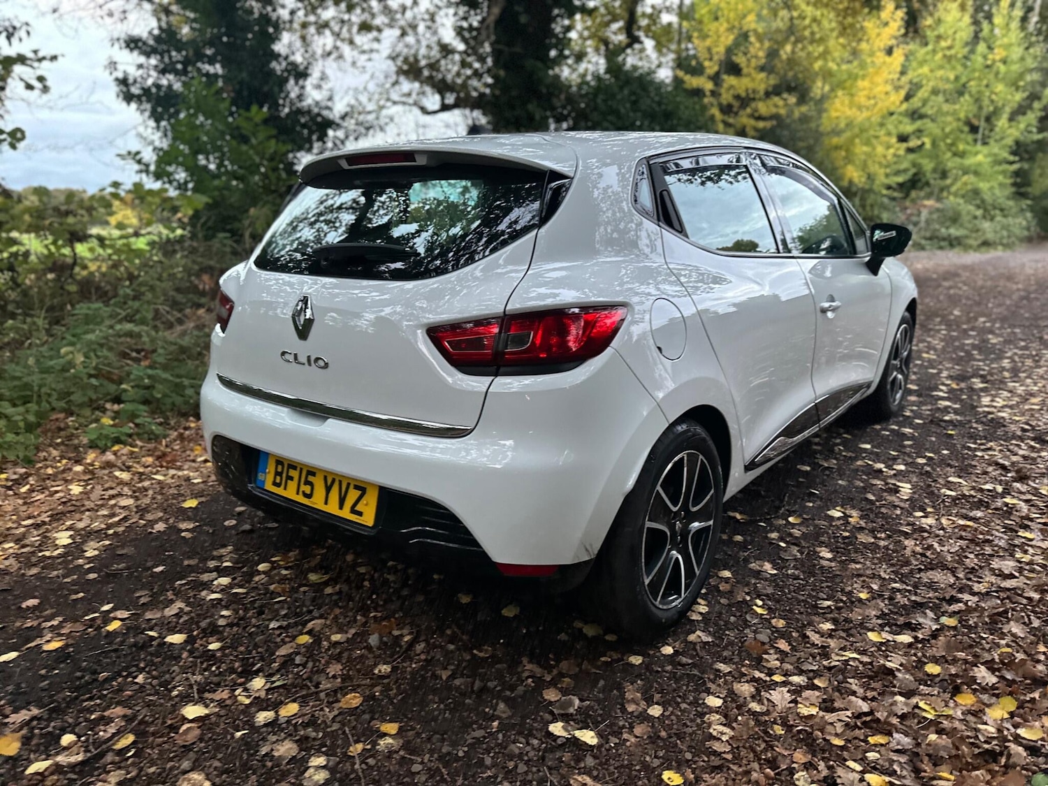 Used Renault Clio 2015 for sale - 76349670: Photo 11
