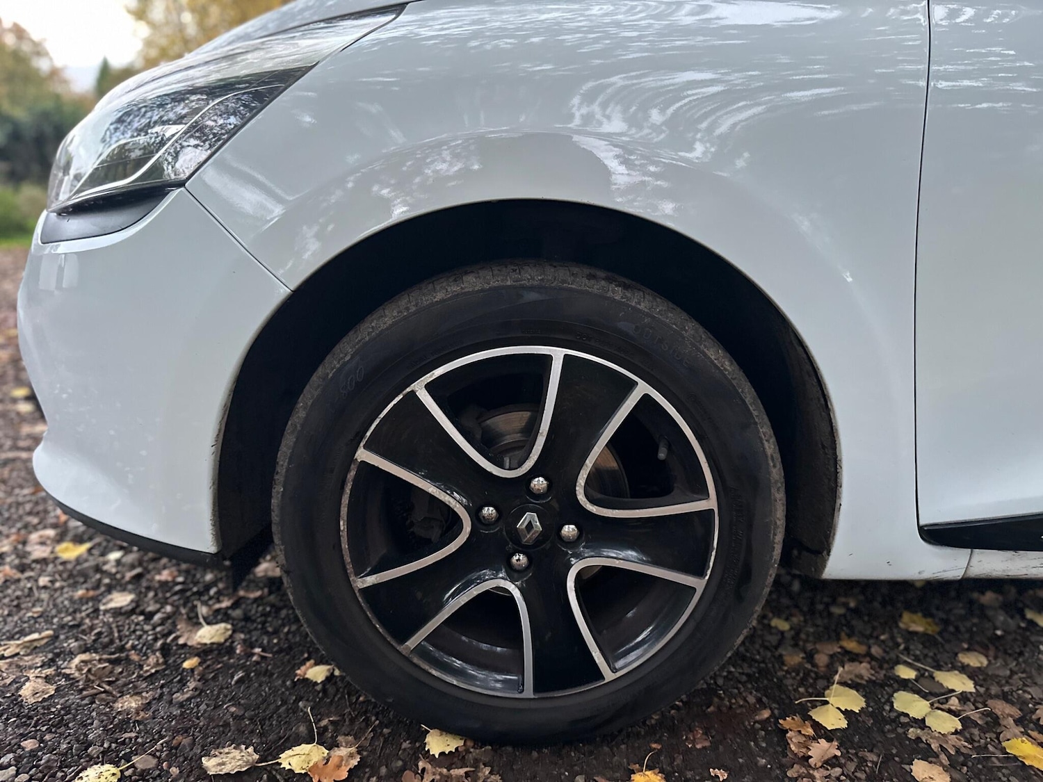 Used Renault Clio 2015 for sale - 76349670: Photo 13