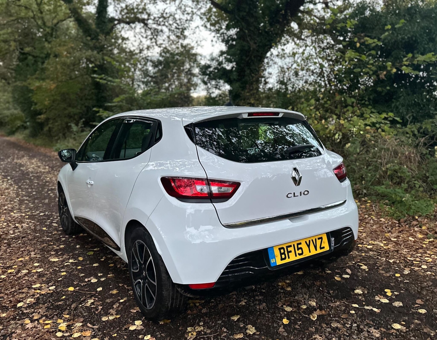 Used Renault Clio 2015 for sale - 76349670: Photo 4