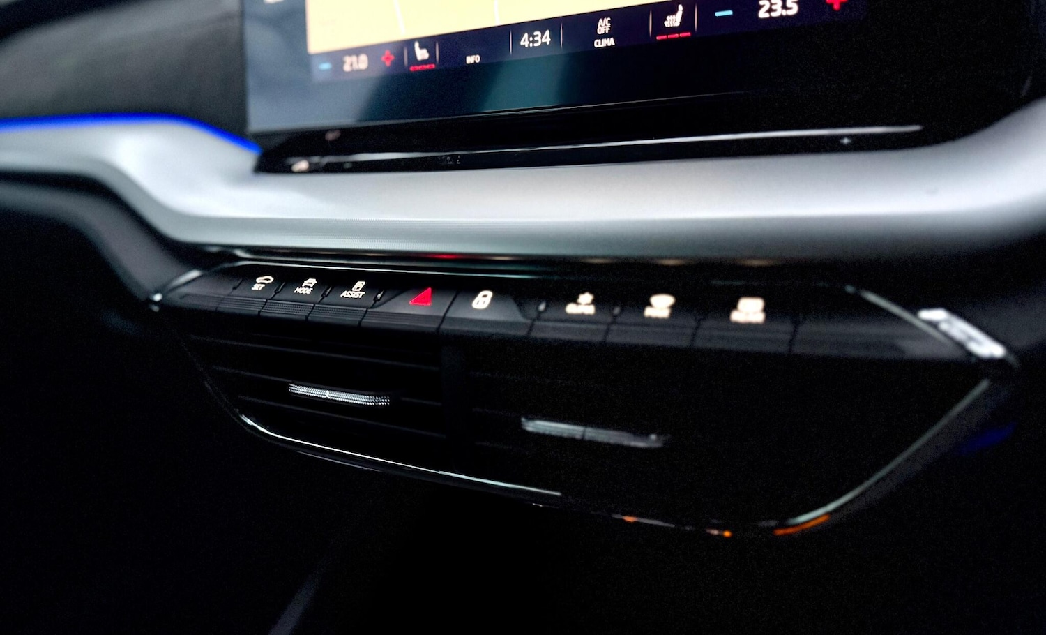 Used Skoda Octavia 2021 for sale - 76839826: Photo 51