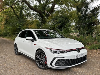 Volkswagen - Golf
