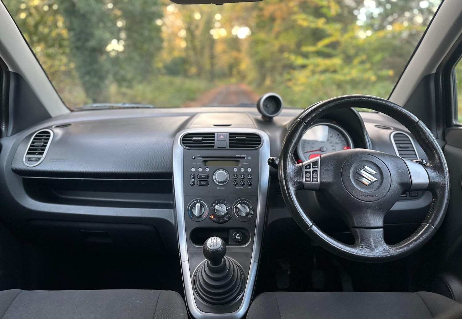 Used Suzuki Splash 2011 for sale - 76538729: Photo 16