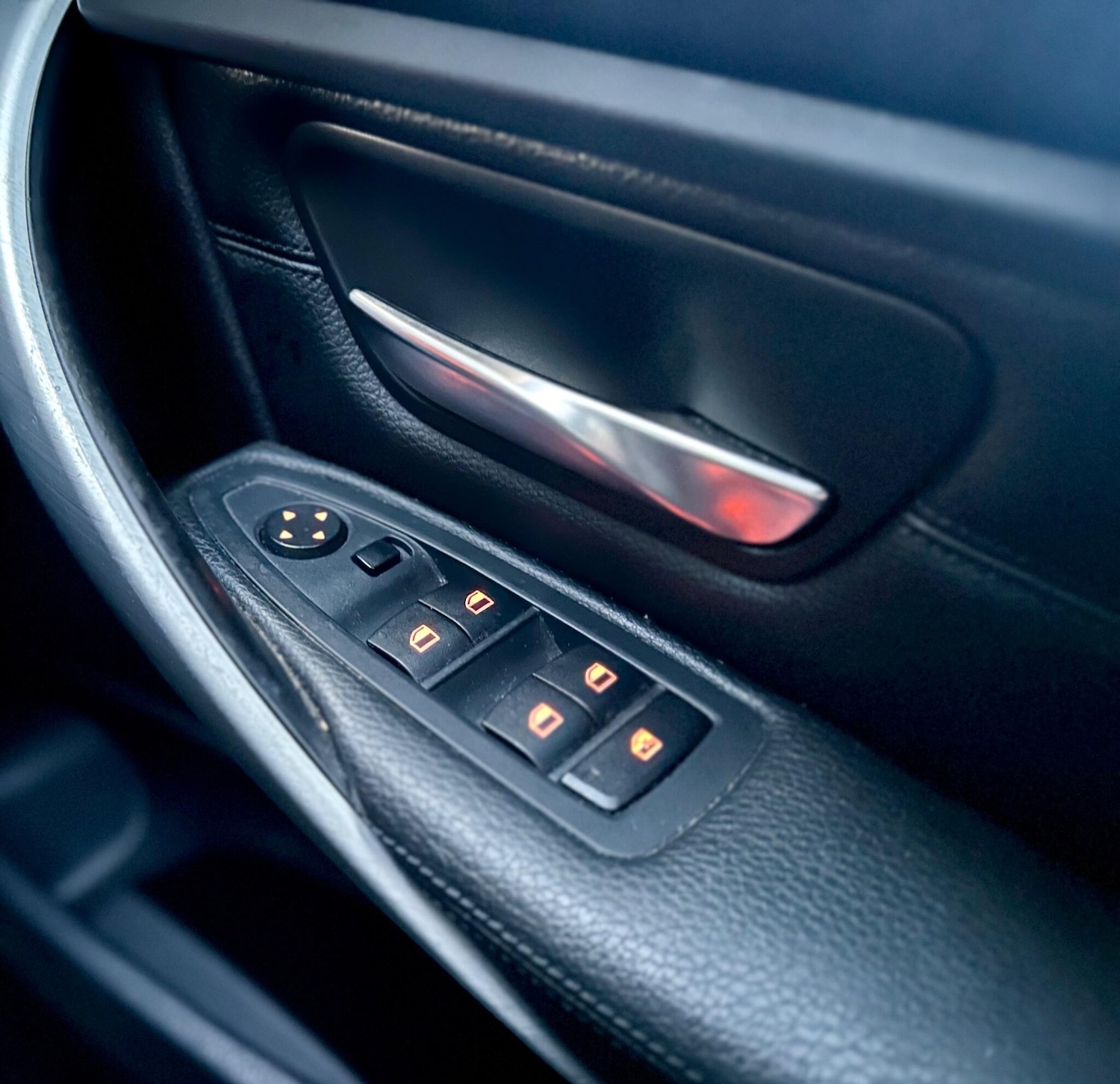 Used BMW 3 Series 2012 for sale - 76633661: Photo 31